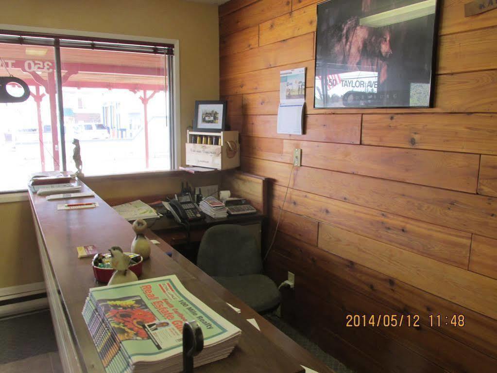 Motel Westwood 100 Mile House